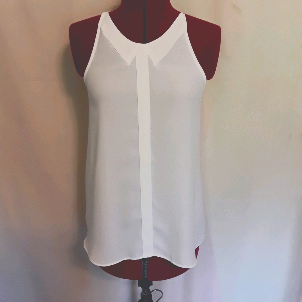 Lauren Conrad halter style top